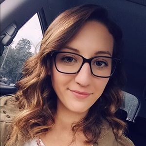 Meet your Posher, Mallory